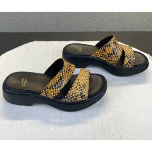 Dansko Womens Sandals Clog Platform Size  36 Slin On